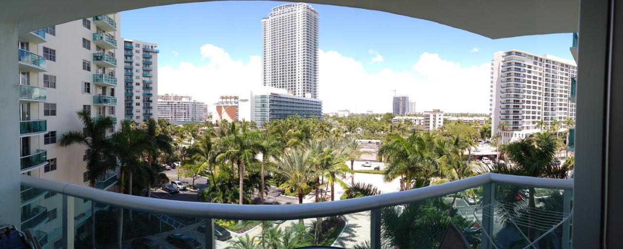 Tides Apt On Hollywood Beach Eksteriør billede