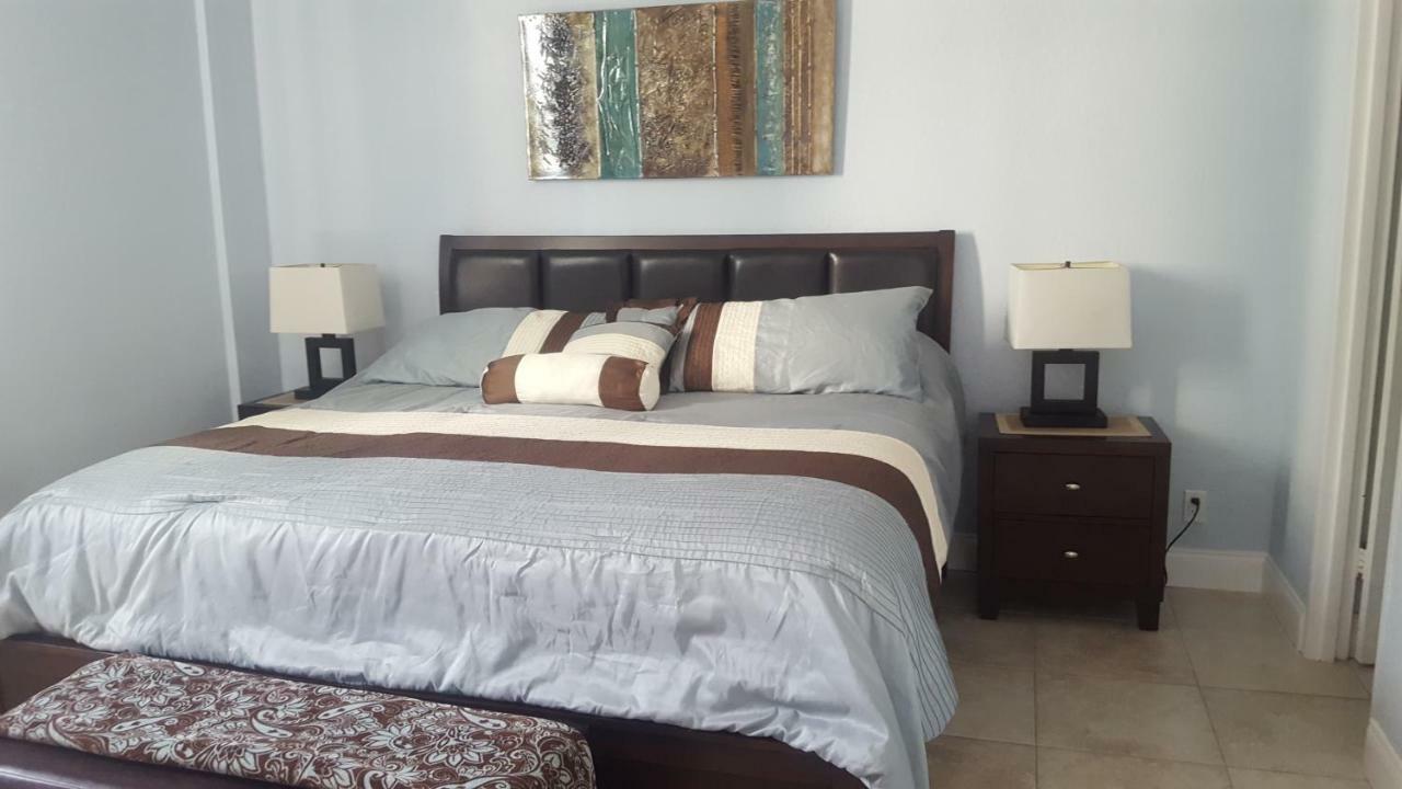 Tides Apt On Hollywood Beach Eksteriør billede